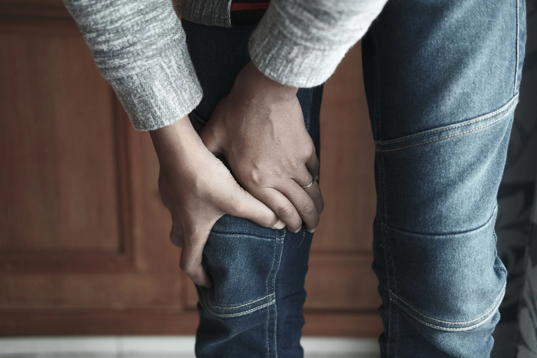 Knee Pain and Arthritis: Signs It May Be Time to Consider Knee Replacement